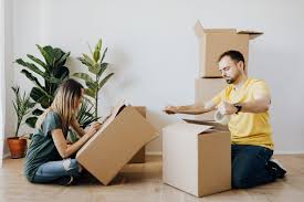 How to Oversee Movers Without Being in the Way