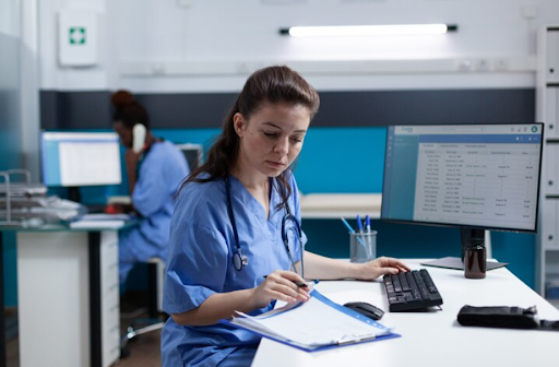 How CNA Courses Can Jumpstart Your Career in Healthcare